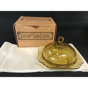 Federal RECOLLECTION Amber Round Butter Dish